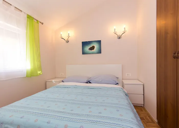 Tamaris * Чижичи