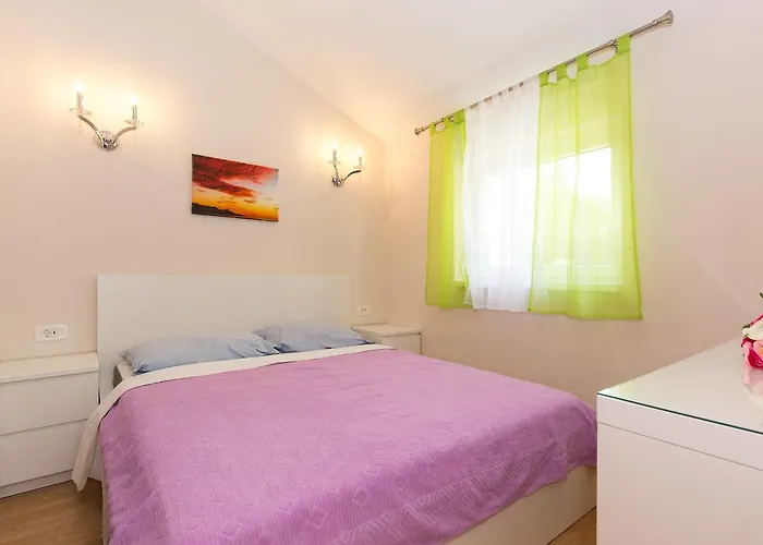 Tamaris * Чижичи